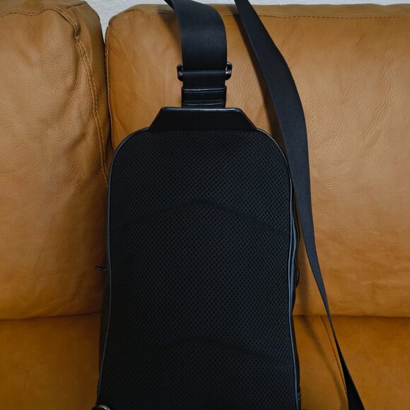 Coach Men’s Signature Canvas Crossbody Sling Backpack – Stripe Detail - Picture 3 of 3